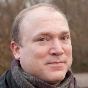 glenn_bio_pic_2011_square